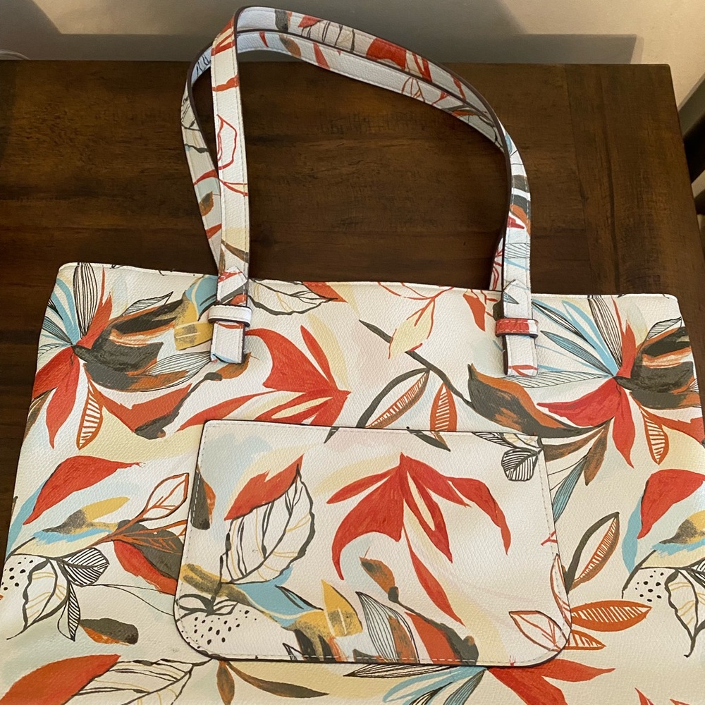 Pocketbook - Picture 5 of 10